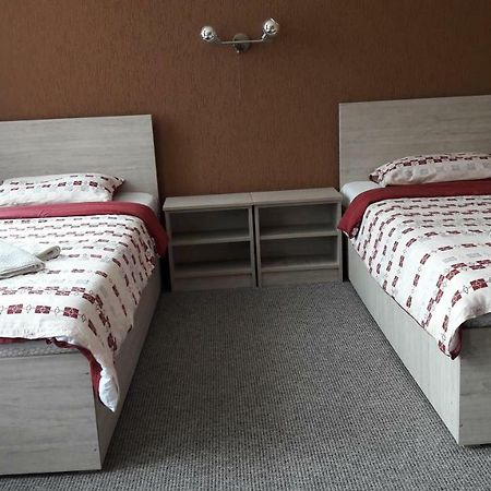 Sveciu Namai- Kazlu Ruda Hotel ภายนอก รูปภาพ