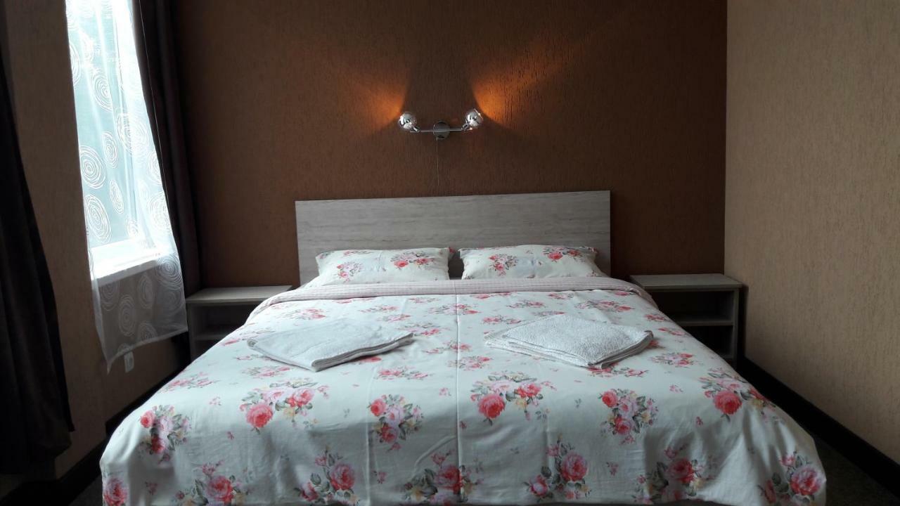 Sveciu Namai- Kazlu Ruda Hotel ภายนอก รูปภาพ