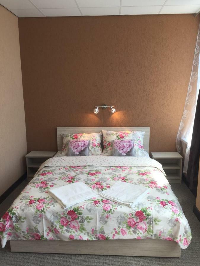 Sveciu Namai- Kazlu Ruda Hotel ภายนอก รูปภาพ